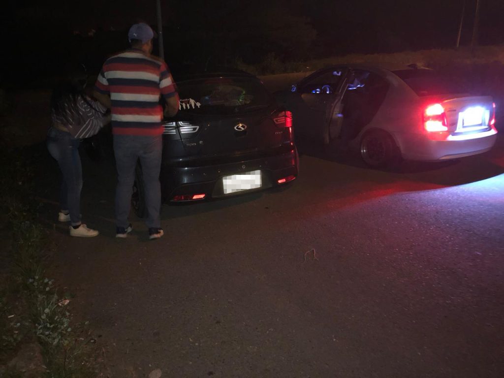 Quienes se dedican a libar en el sitio llegan en vehículos en los que ponen música a alto volumen, dice el presidente, Alex Toledo.