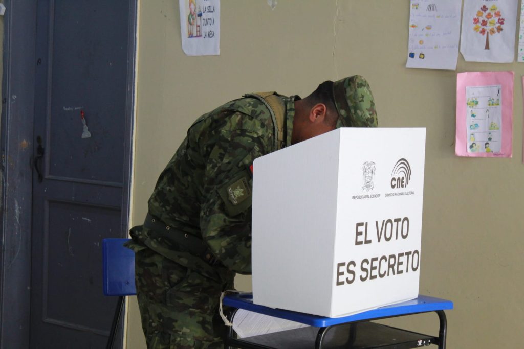 En los comicios electorales la comunidad tuvo la opción de pronunciarse ante las preguntas.
