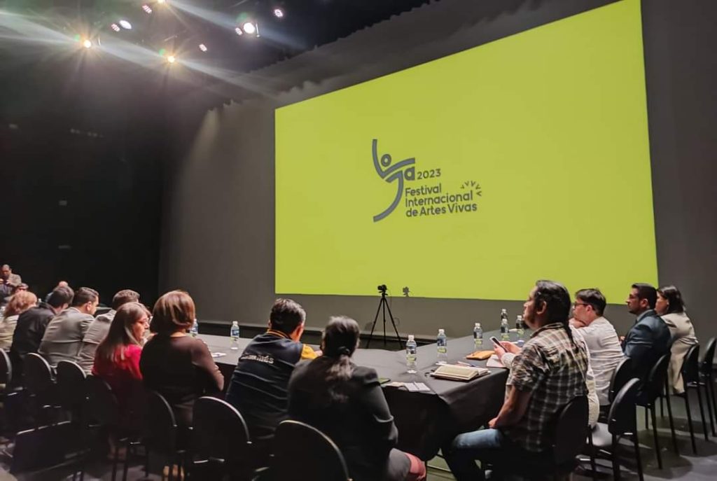 La décima Mesa Técnica del Fiavl se desarrolló el viernes 24 de febrero, en el teatro Benjamín Carrión.