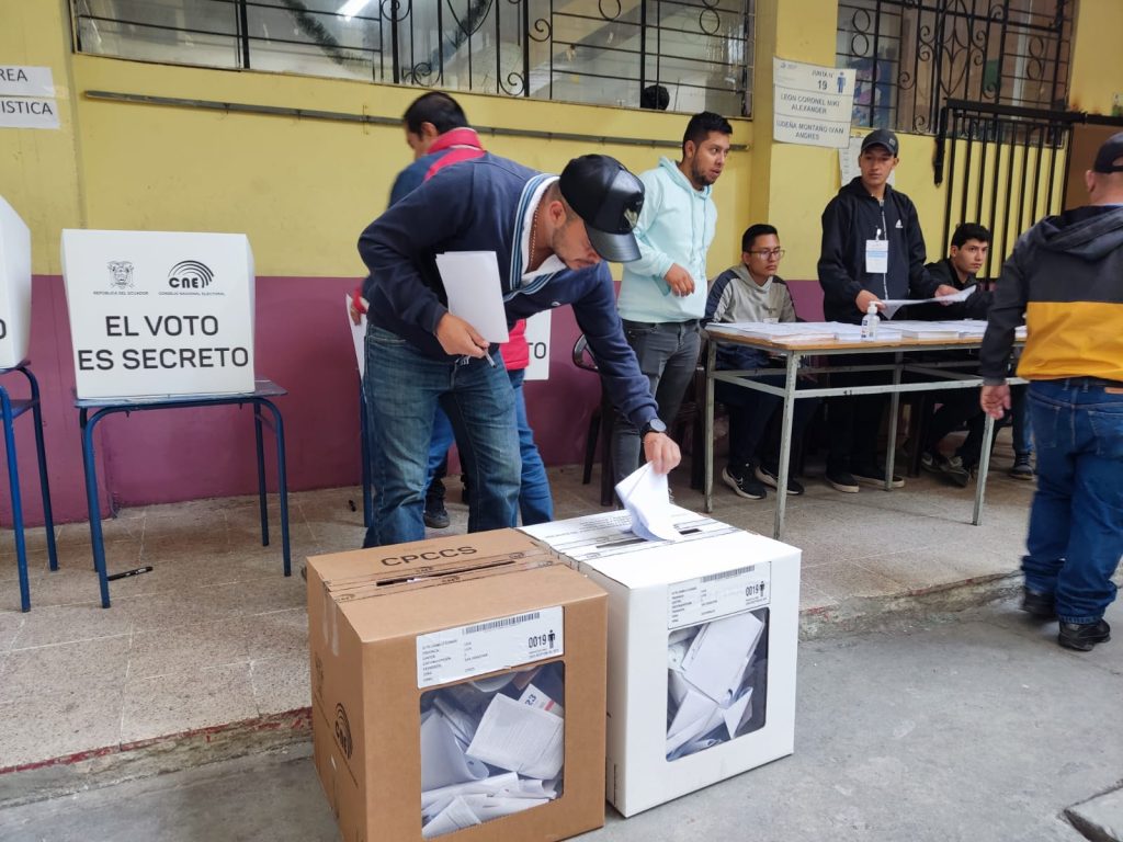 Se espera que en las próximas horas ya existan resultados oficiales en las provincias donde aún no se los ha emitido.
