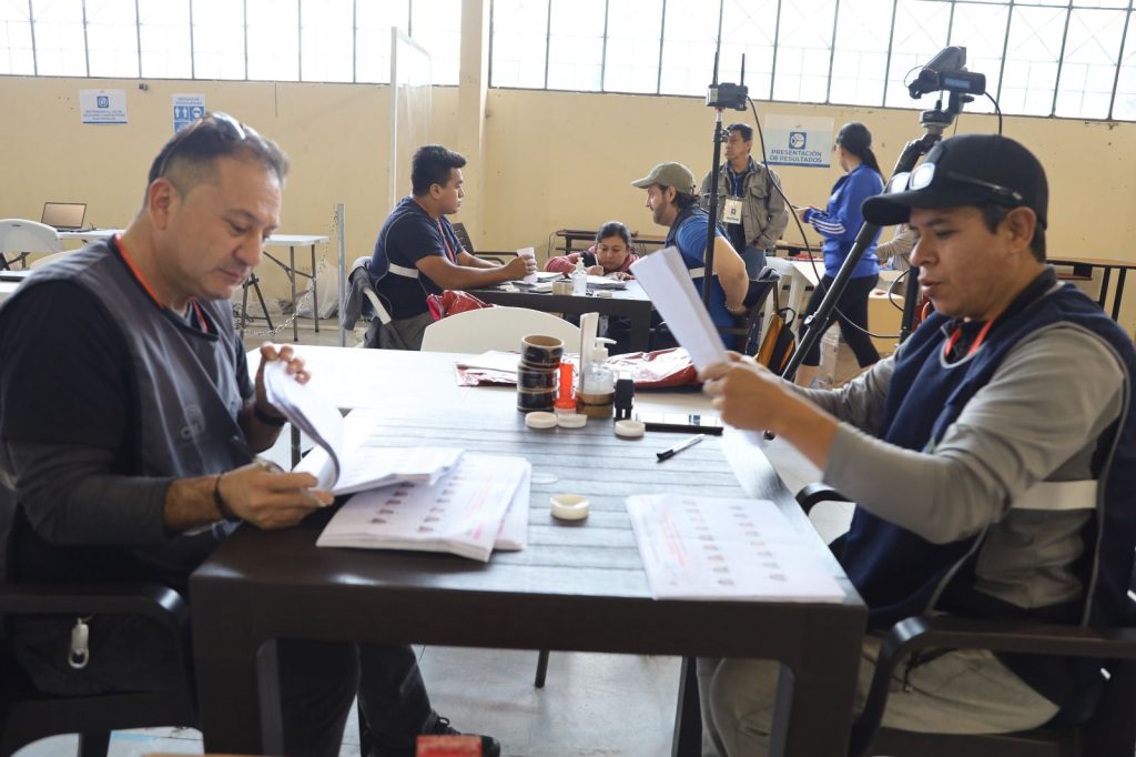 La labor finalizó el último sábado con el conteo del voto a voto del cantón lojano Pindal.