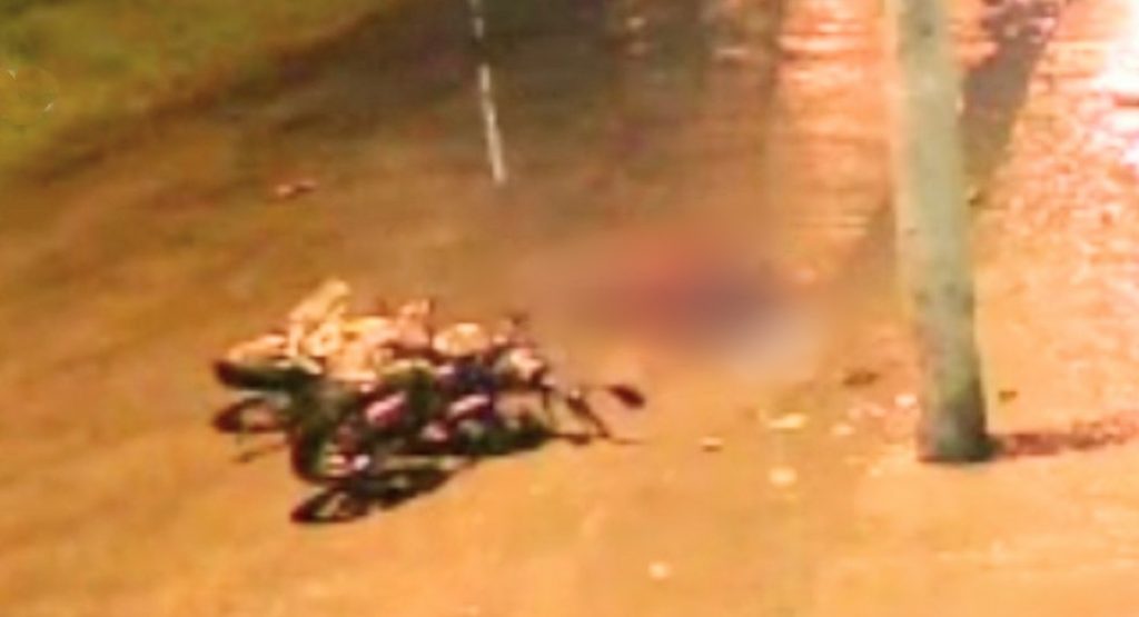 Cuando los agentes civiles llegaron sólo encontraron la motocicleta y no al conductor.