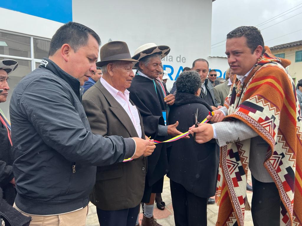 La Casa del Adulto Mayor se inauguró en el marco de las festividades por los 201 años de independencia de Saraguro.