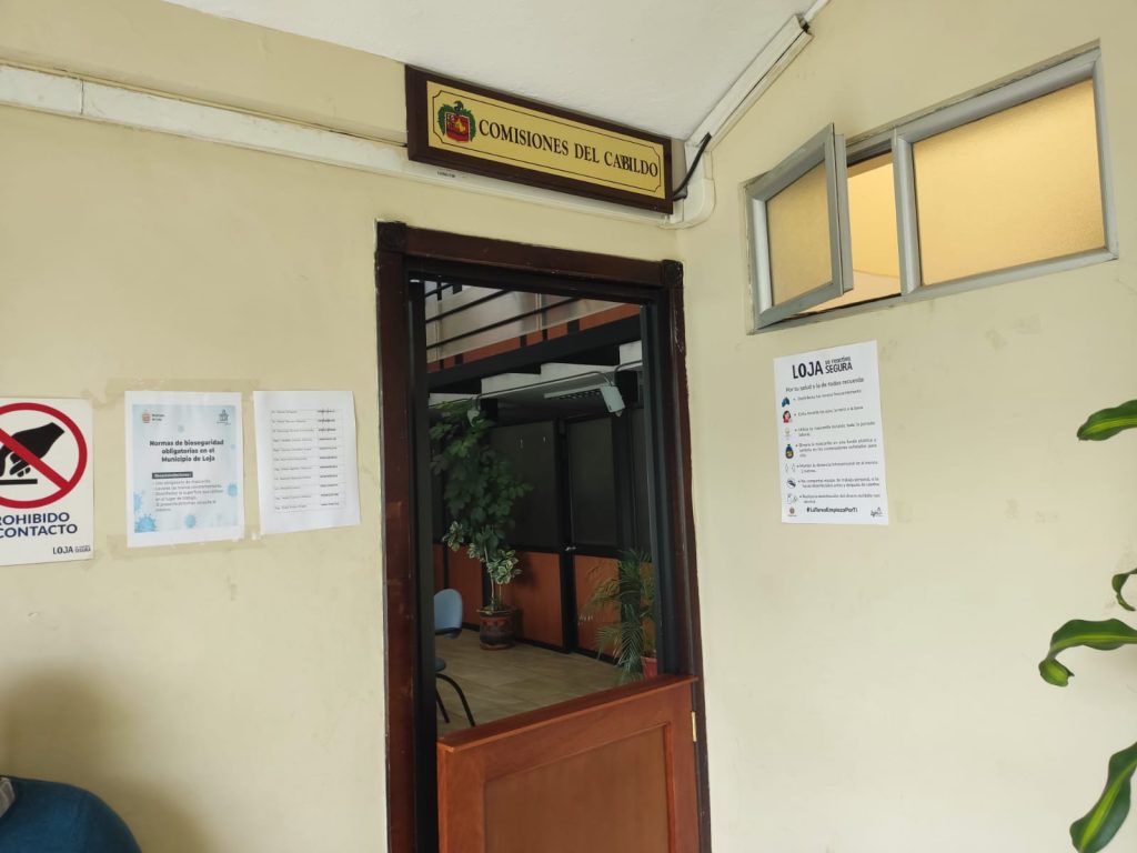 Las oficinas de los ediles se encuentran en un segundo piso, casi junto al Salón del Cabildo.