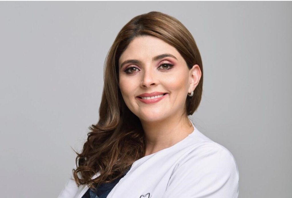 Ana María Granda invita a participar del evento que es en línea.