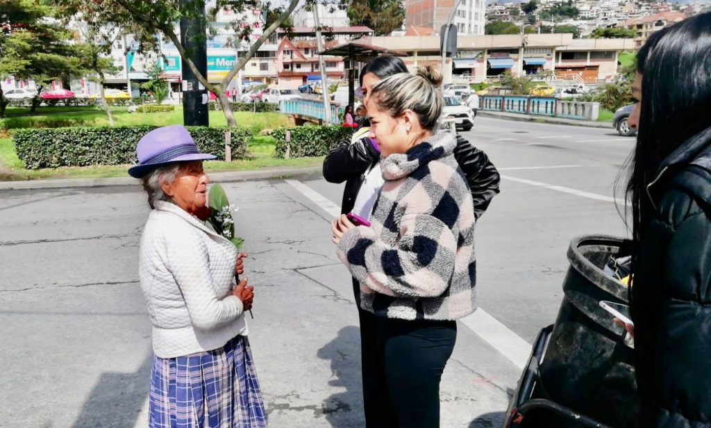 Recorrieron varios sectores de la urbe lojana.