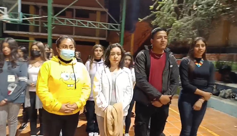 Los repasos los cumplen durante las noches.