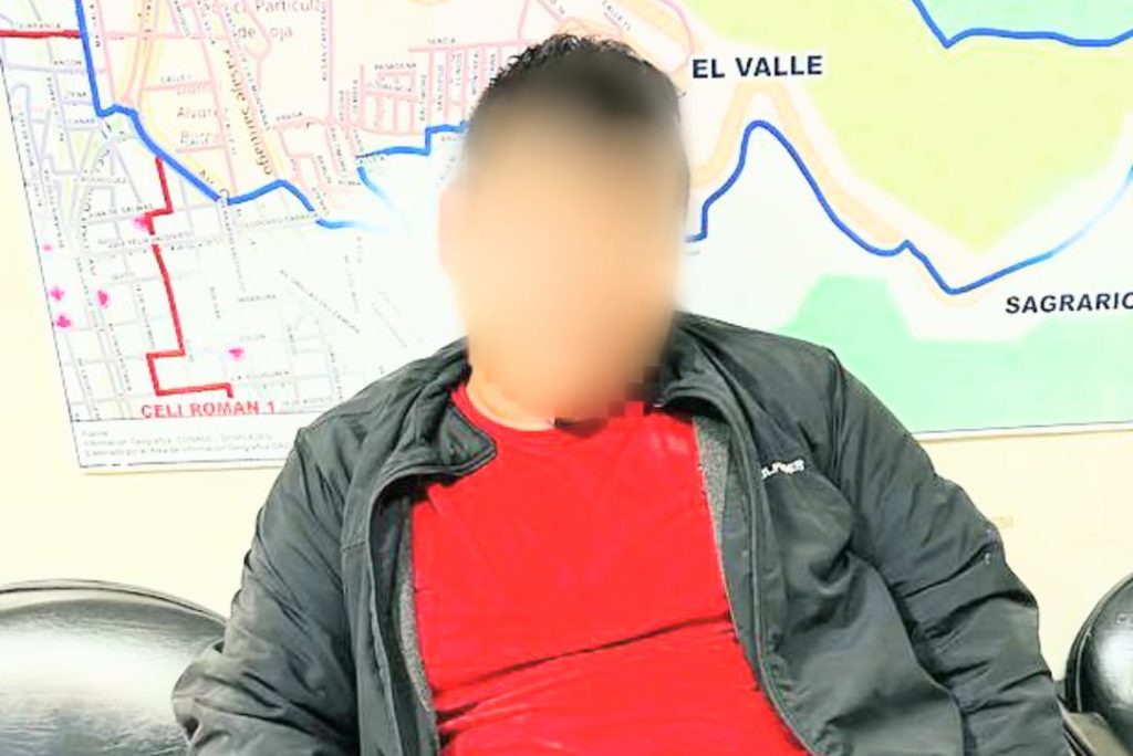 Él fue detenido por los uniformados.