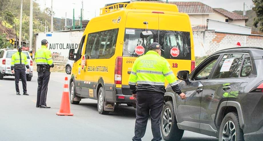 Los controles son durante las 24 horas.