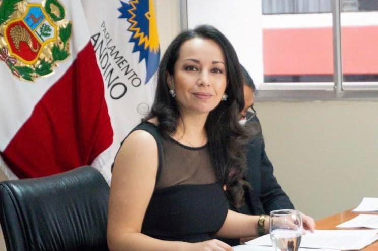 Verónica Arias anteriormente fue asambleísta por la provincia de Loja.