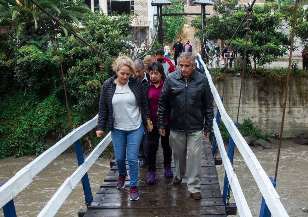 La entrega de la obra la presidió la alcaldesa, Patricia Catalina Picoíta.