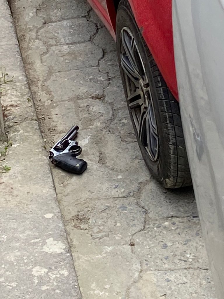 El miércoles último, 12 de abril, se dio una balacera por la calle París, en Loja.