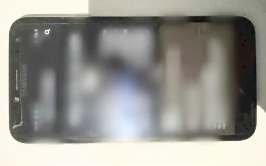 El teléfono celular que Isaac C. S. robó y por el cual lo sentenciaron.