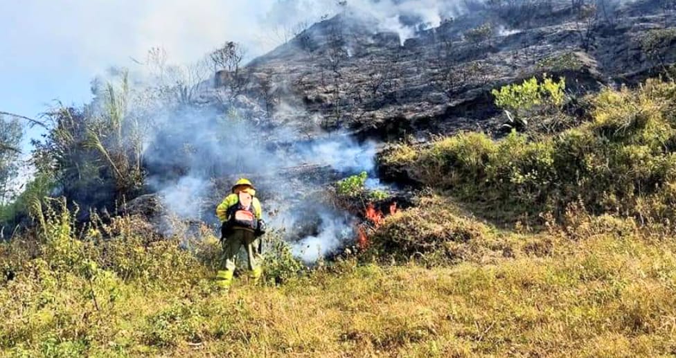 El incendio fue controlado por 3 casacas rojas.