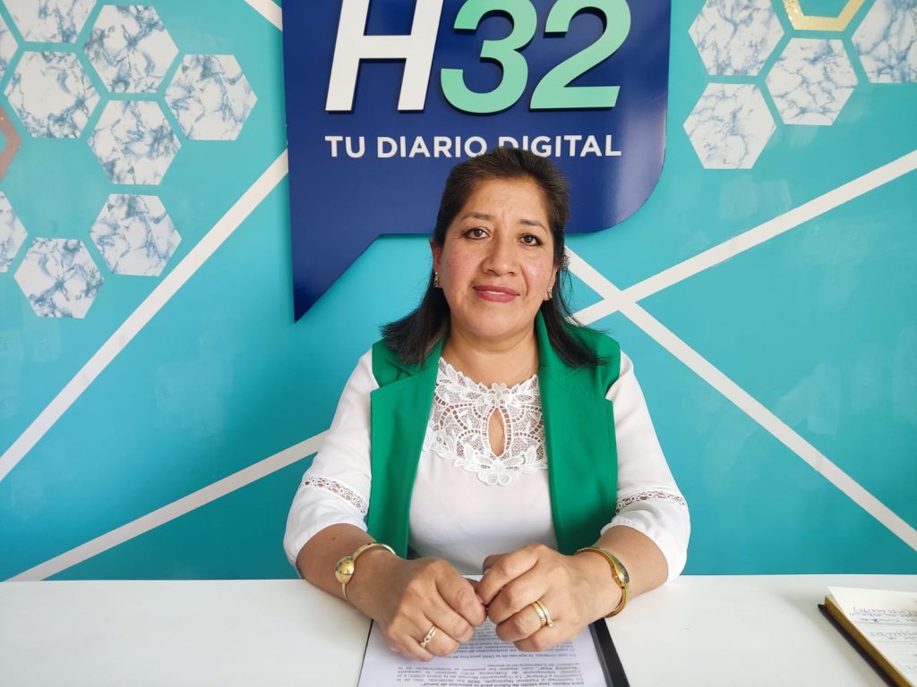 Grace del Pilar Cambizaca forma parte de la Clínica de Curación Avanzada de Heridas, ubicada en la avenida Héroes del Cenepa y Pasteur, en el sur de la ciudad de Loja.