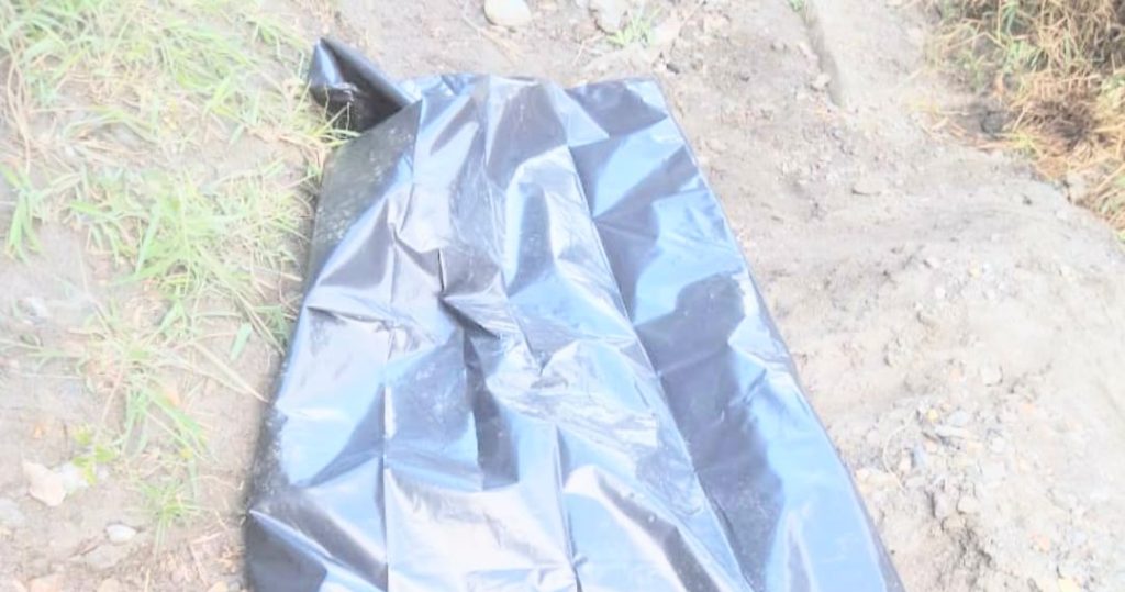 La Fiscalía de Catamayo dispuso a la Dinased el levantamiento del cadáver.