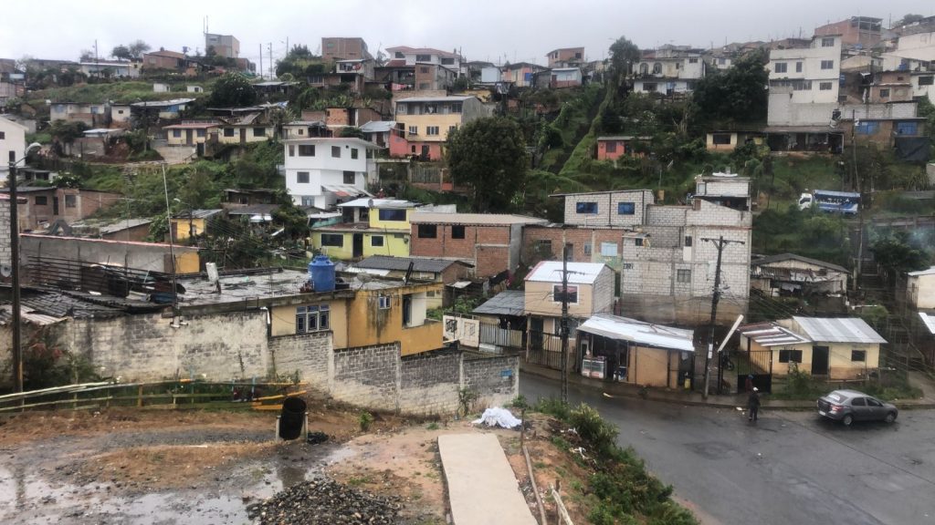 A cualquier hora se puede encontrar, personas libando en las calles.