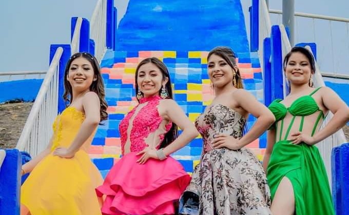 Las cuatro damitas representan a diversos sectores del cantón.