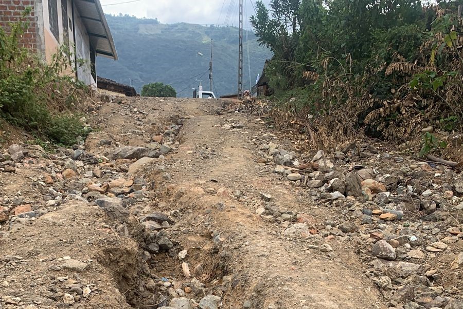 En la parroquia Yamana, del cantón Paltas, la vialidad demanda de inversión de recursos.
