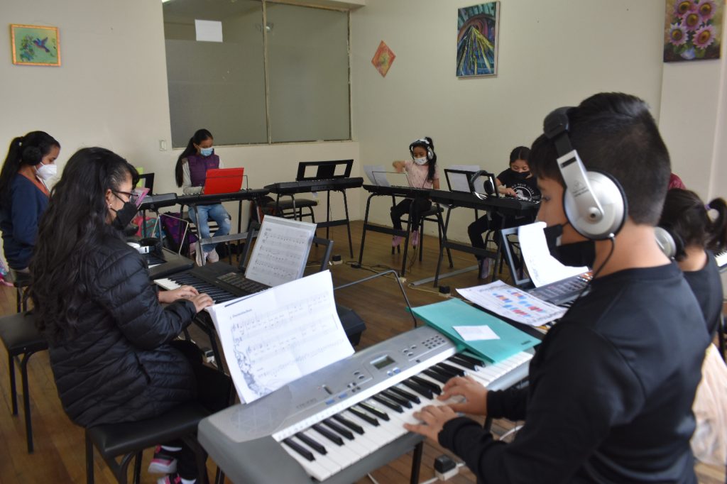 En la Casa de la Cultura hay ocho áreas que están ofreciendo talleres.