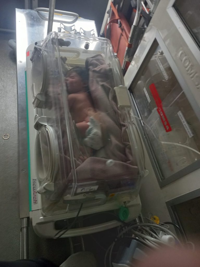 El menor tiene que pasar por varias intervenciones quirúrgicas.