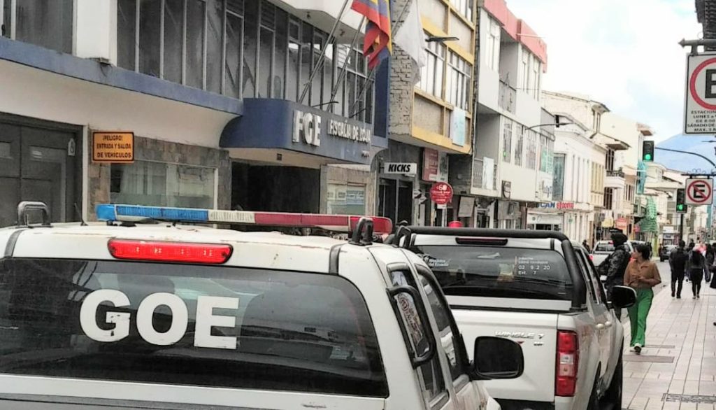 La Fiscalía y la Policía Nacional investigan el presunto delito de robo de vehículo y secuestro.