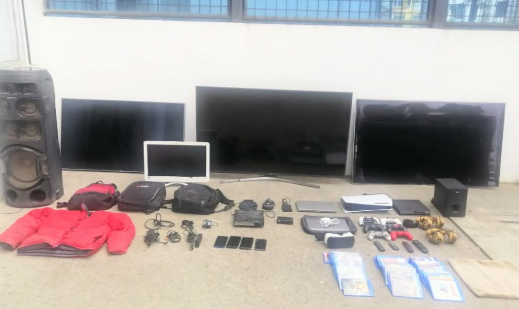 Esos son los objetos que la Policía Nacional recuperó.