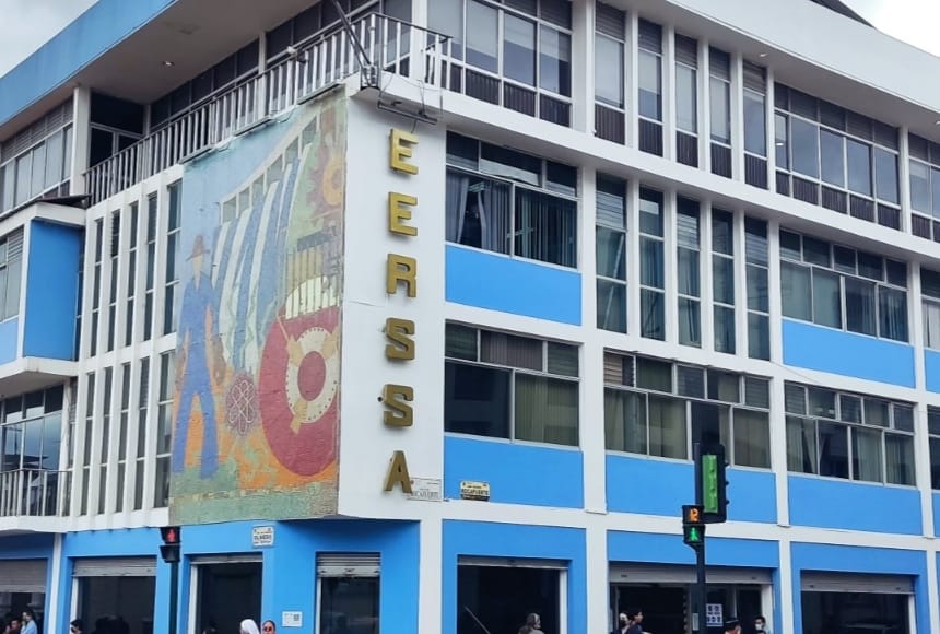 El estatuto establece que un titular de la entidad debe durar un período de dos años.