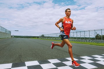 Cada vez más personas se animan a practicar en carreras.