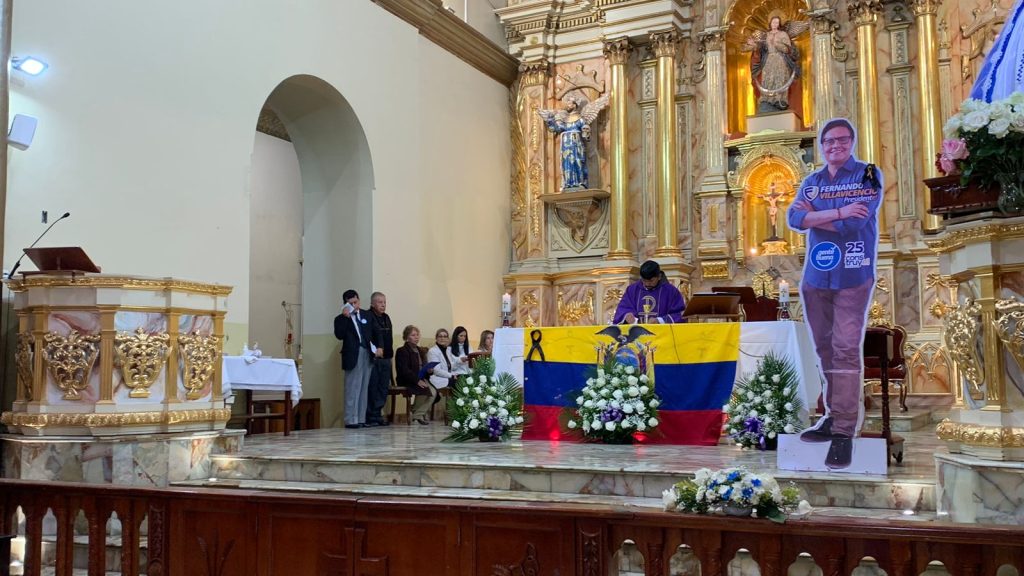 La eucaristía se cumplió el último viernes, en la iglesia de San Francisco, en Loja.