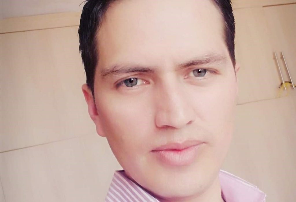 El hoy decesado, de 37 años de edad, laboraba en BanEcuador, de la ciudad de Cariamanga.