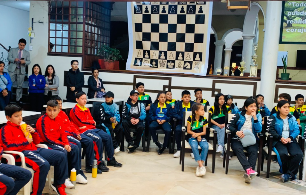 La intención fue la de analizar el trabajo de los amantes del deporte ciencia.