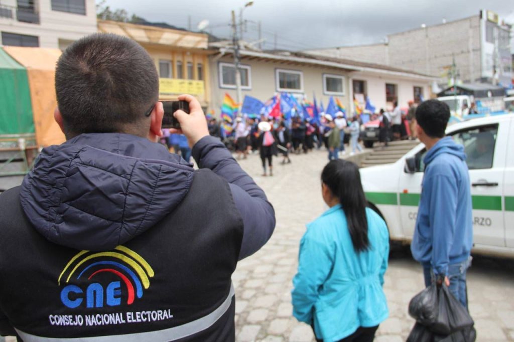 La mayoría de candidatos ya vienen realizando campaña abiertamente.