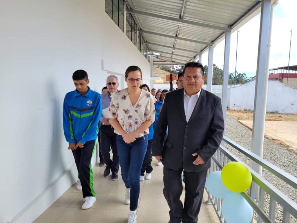 La ministra de Educación, María Brown Pérez, visitó, el mes pasado, el cantón Paltas.