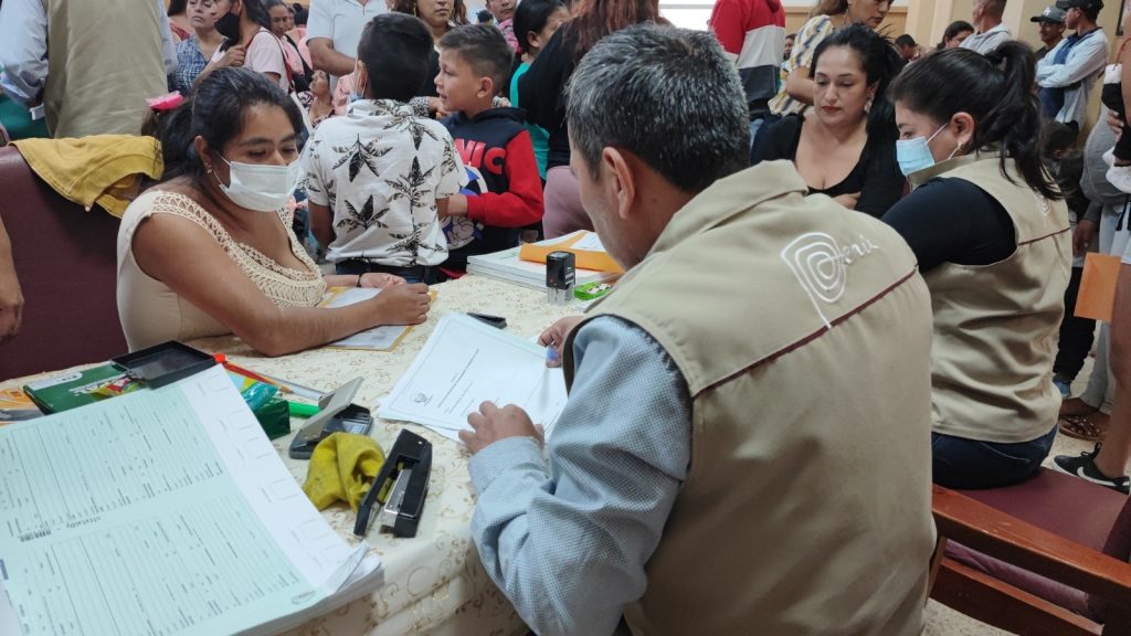 La comunidad peruana está invitada a beneficiarse de la atención que presta el Ministerio de Relaciones Exteriores del Perú. (Fotografía archivo)