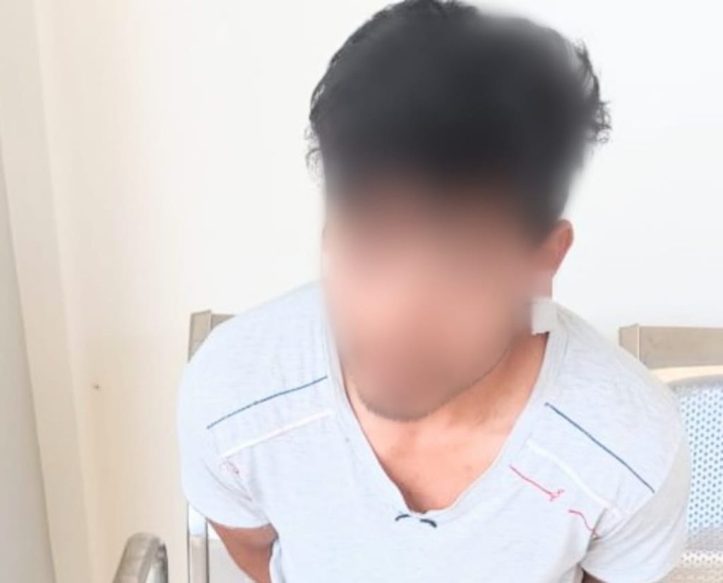 El iracundo ciudadano que habría agredido a su pareja sentimental fue detenido.