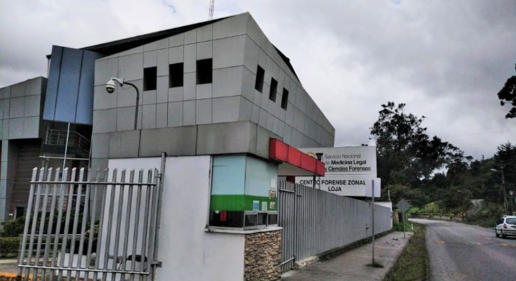 El cadáver fue llevado a la morgue del Servicio Nacional de Medicina Legal y Ciencias Forenses.