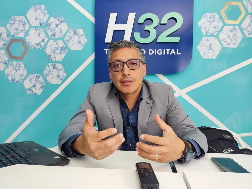 Oswaldo Tandazo Tandazo, director de la carrera de Ingeniería Industrial de la Alma Máter.