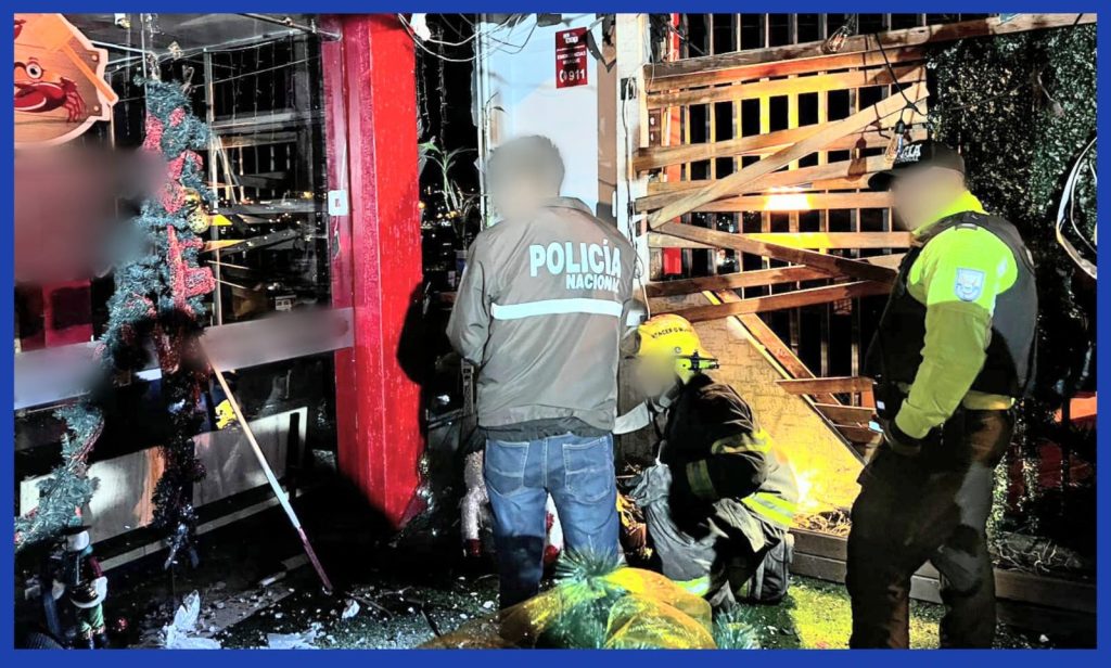 La Policía Nacional y los bomberos acudieron a esa alerta.