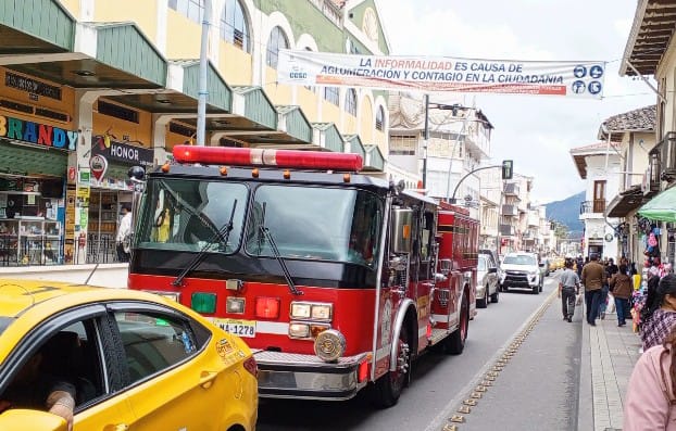 Los ‘casacas rojas’ acudieron a verificar la alerta.