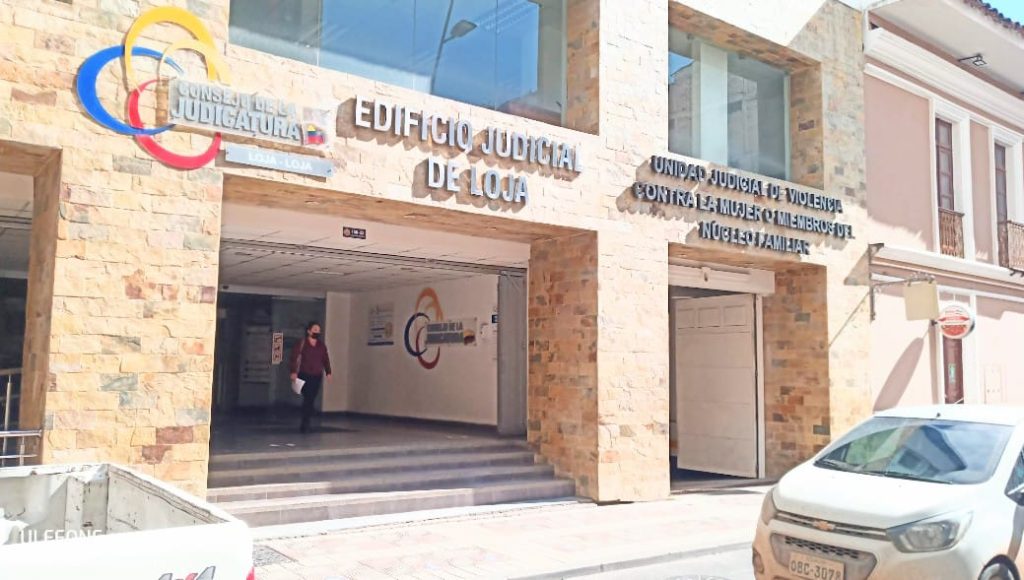 La diligencia inició a las 17:30 del miércoles 27 de diciembre de 2023.