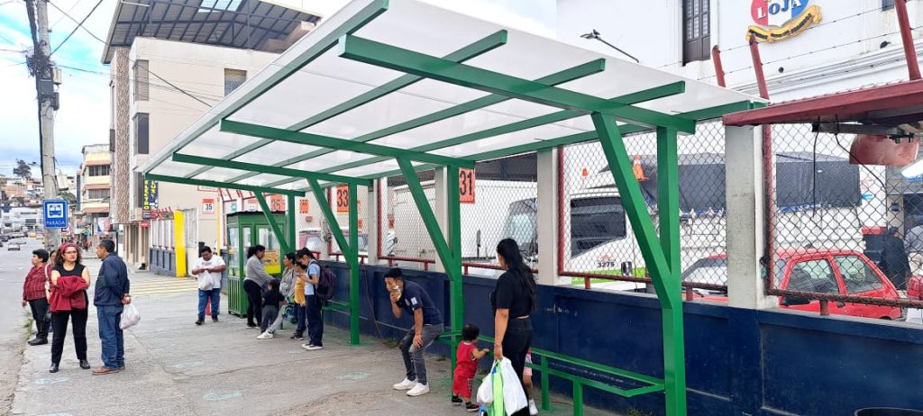 Los costos que demandaron la ejecución de la obra fueron cancelados por los transportistas urbanos.