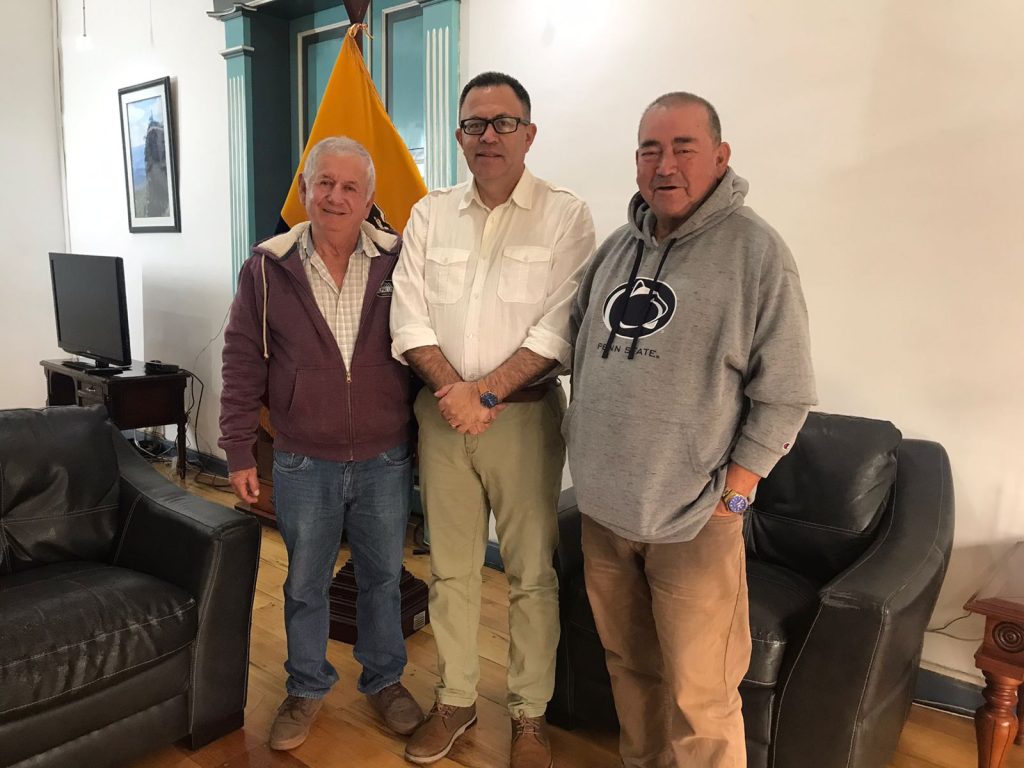 José Eduardo Morales pidió al gobernador, Paúl Aguilar Sotomayor, eleve sus oficios ante el Ministerio de Finanzas para lograr la efectivización del incentivo.