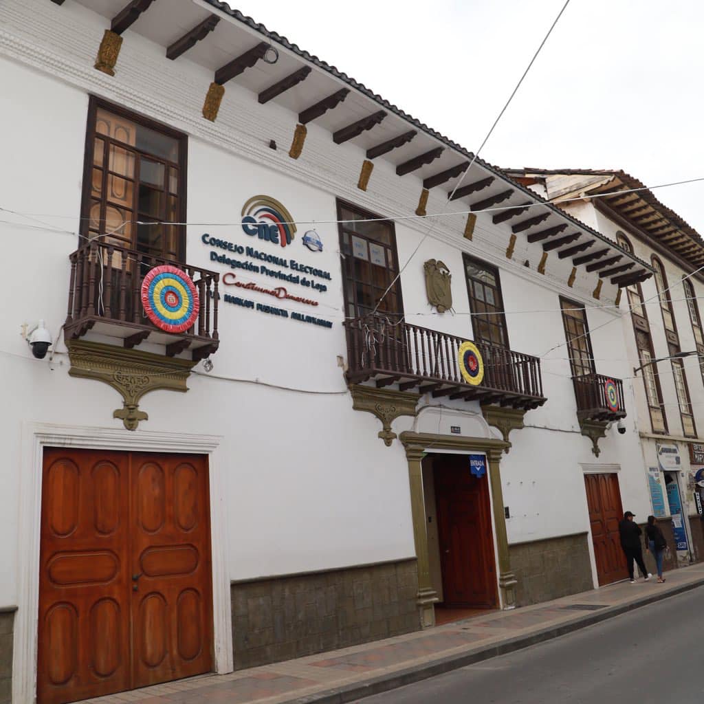 Es un documento solicitado por algunas instituciones para cumplir trámites.