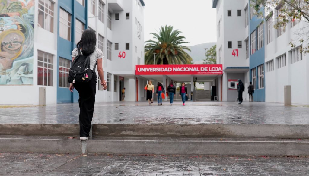 La comunidad universitaria se alista para retomar actividades habituales.