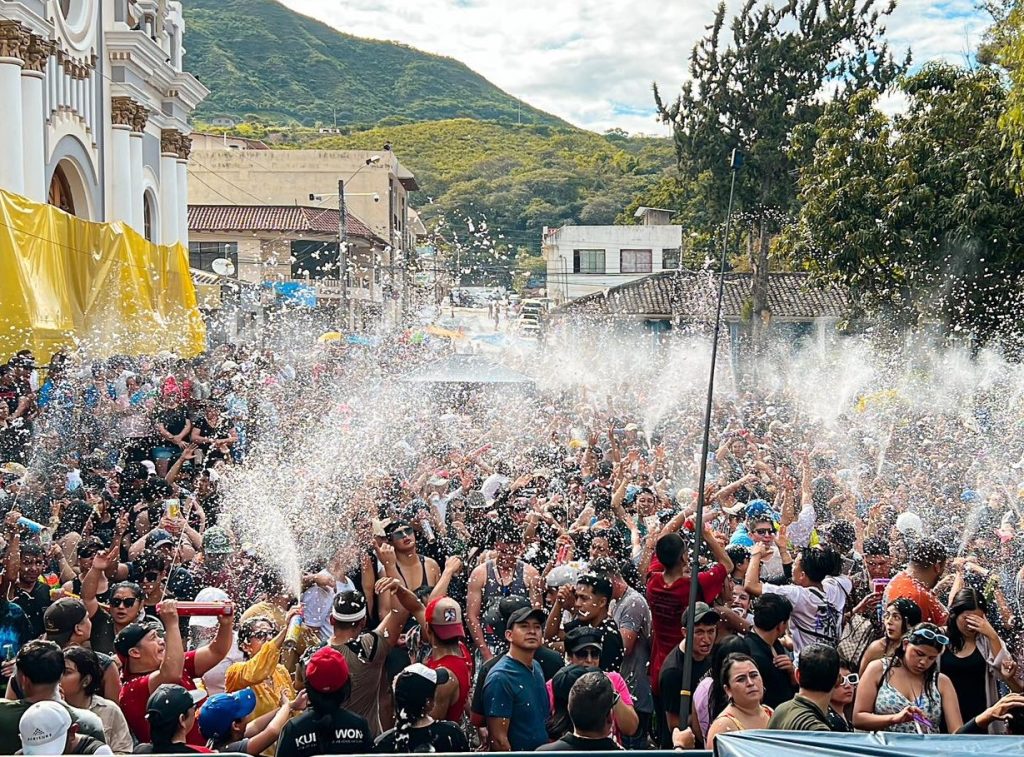Una gran cantidad de personas disfrutaron del feriado.