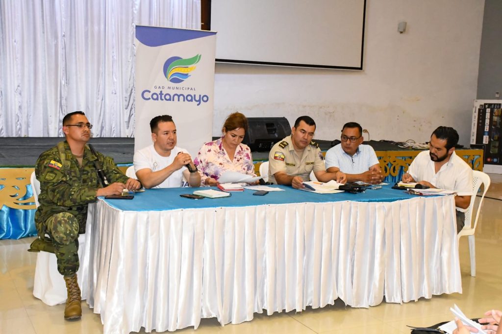 Se reunieron las autoridades para definir los detalles.