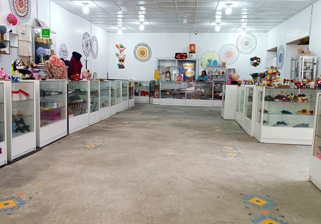 Han participado en eventos como el Festival Internacional de Artes Vivas, el hall del municipio y la feria del Día de la Madre, logrando una mayor visibilidad y reconocimiento.