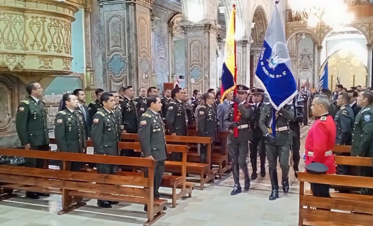 El acto religioso se realizó en la iglesia Catedral.