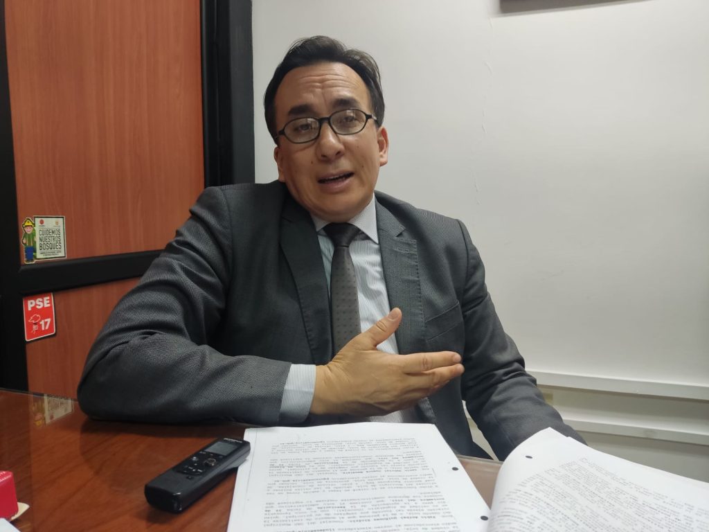 El concejal del cantón manifiesta que se siente tranquilo y que nada le amilana.